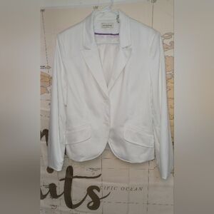 AMANDA SMITH SIZE 12. Women's White Blazer by Amanda Smith